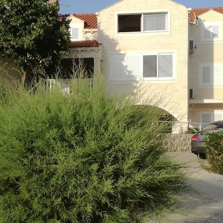 Apartments Suton Mokošica Екстериор снимка
