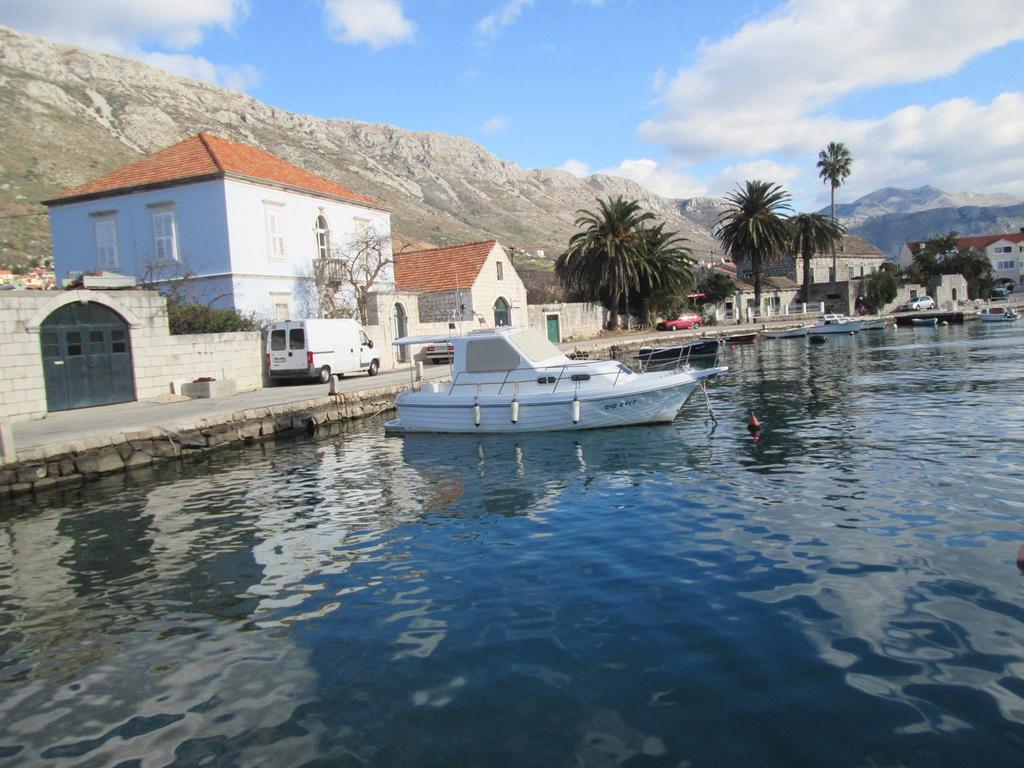 Apartments Suton Mokošica Стая снимка