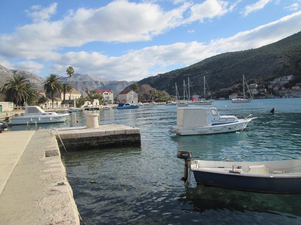 Apartments Suton Mokošica Стая снимка